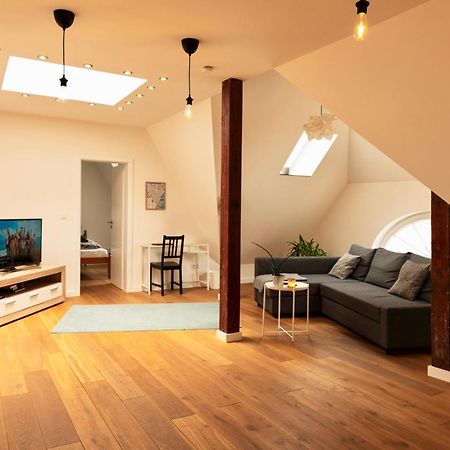 Woelkchen - Wohnung Mit Balkon, Holzdielen & Tv Bremerhaven Luaran gambar